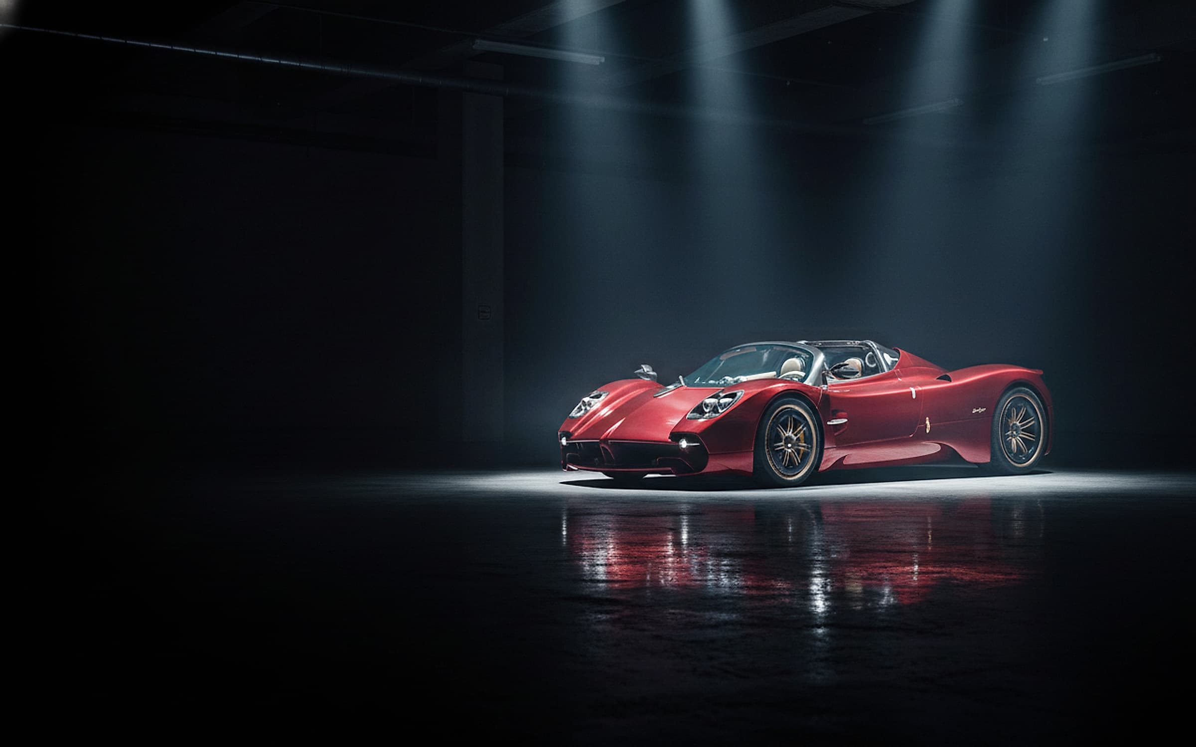 Pagani — current lineup hero photograph