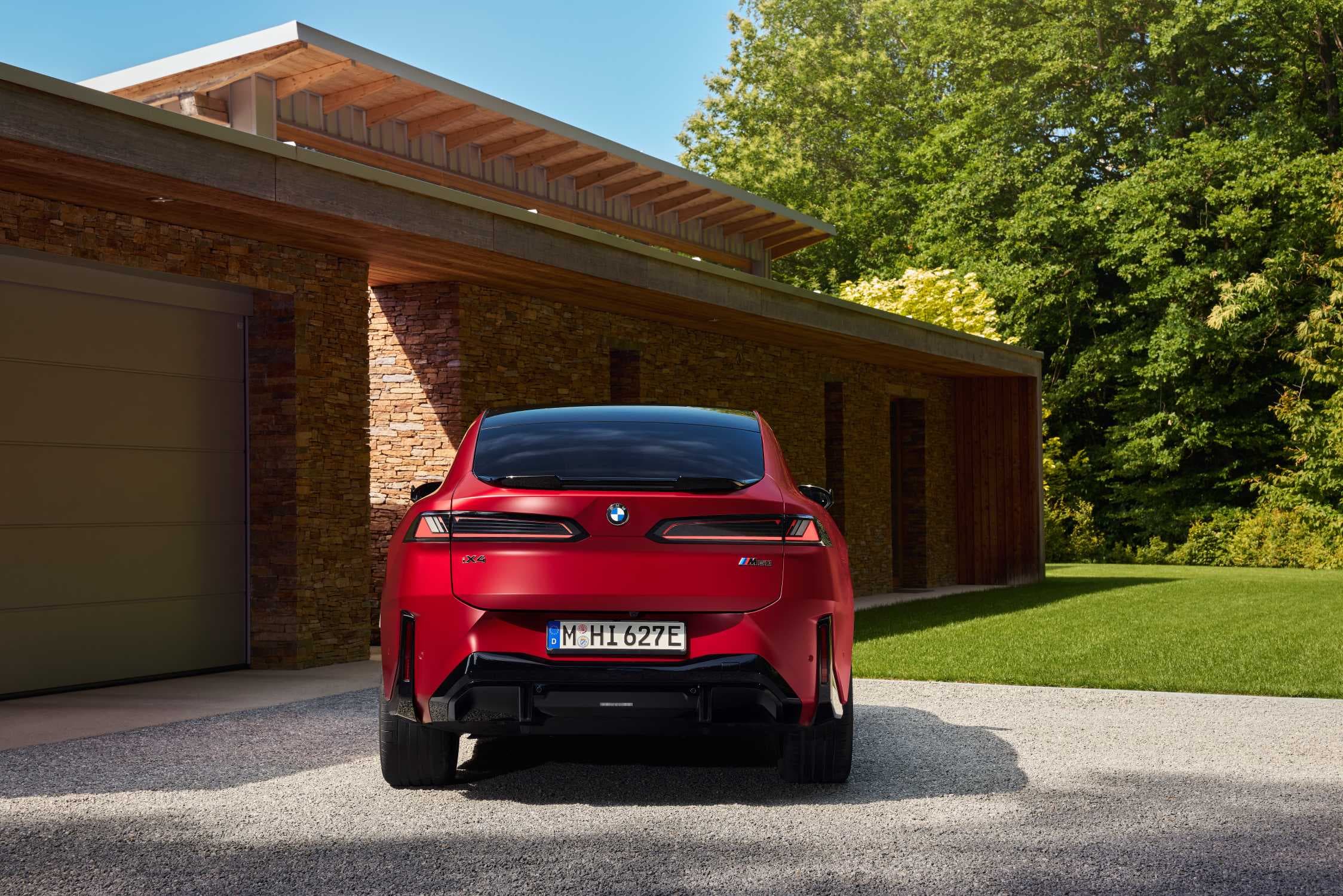 BMW iX4 revealed: the electric X4 brings 828 km of range and a 603 hp M60, photo 7 of 12