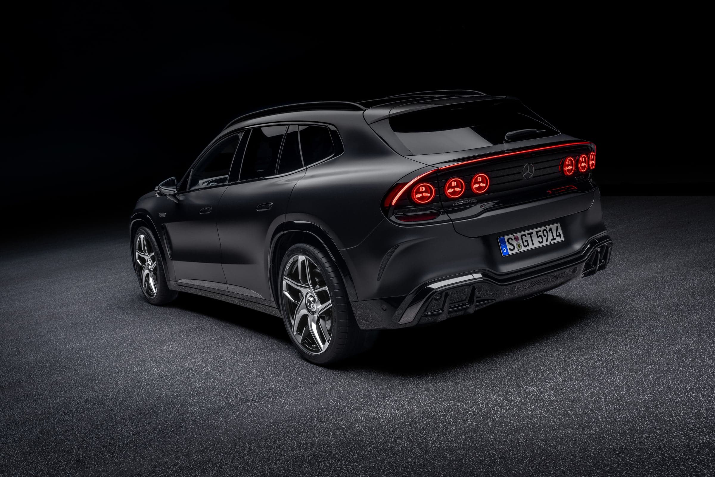 Mercedes-AMG GT SUV revealed: 1,169 hp, 710 kW charging, and AMG's first SUV built from scratch, photo 5 of 17