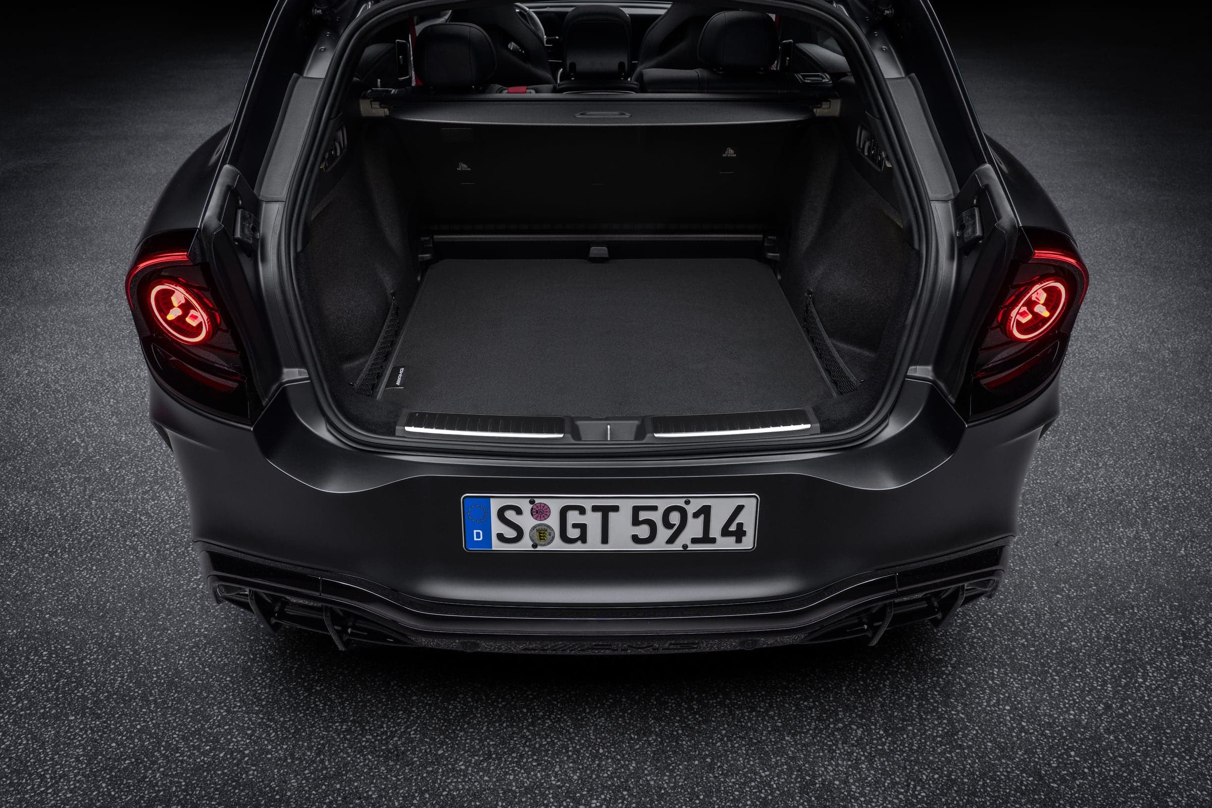 Mercedes-AMG GT SUV revealed: 1,169 hp, 710 kW charging, and AMG's first SUV built from scratch, photo 15 of 17